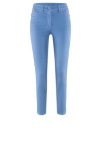 Hellblaue Skinny-Jeans um € 199,90