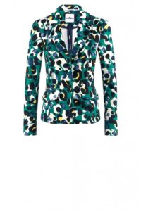 Die neue Herbst-Mode: Jersey-Blazer mit Leo-Print um € 369,– 